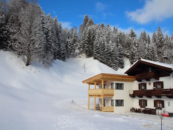 Extérieur maison de vacances [hiver]