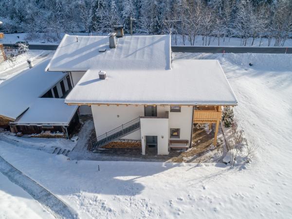 Extérieur maison de vacances [hiver]