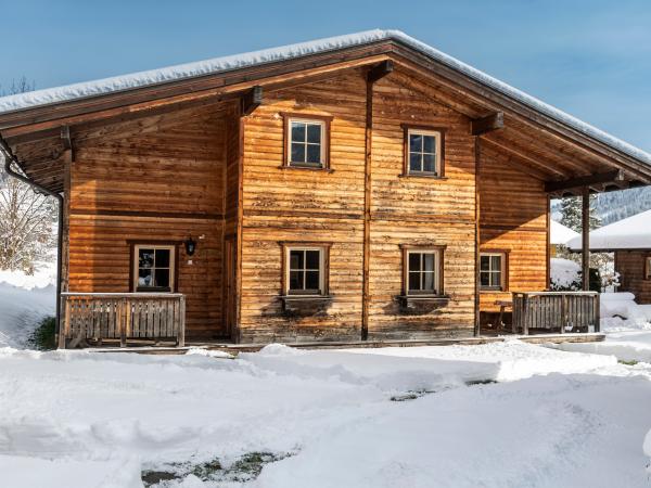 Holiday Home Exterior [winter]