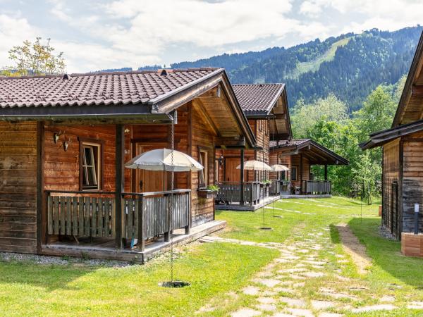 Außenseite Ferienhaus [Sommer]