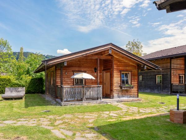 Außenseite Ferienhaus [Sommer]
