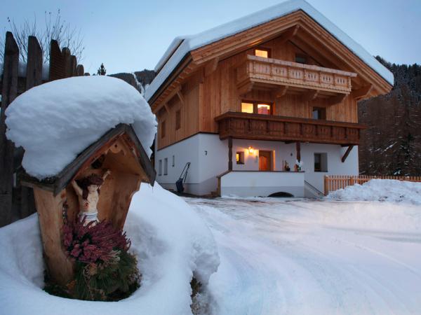 Extérieur maison de vacances [hiver]