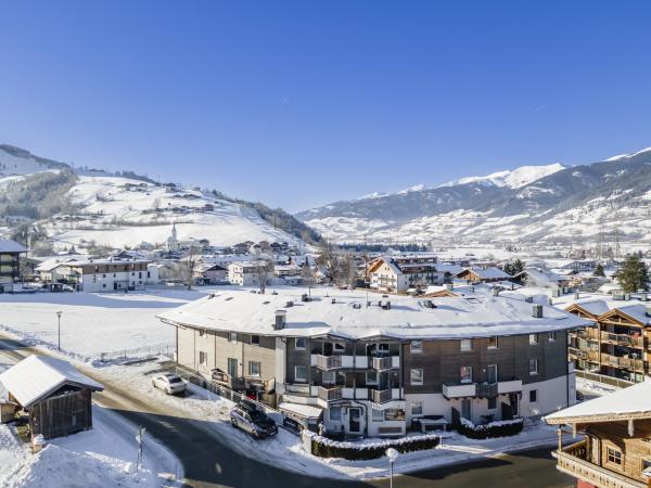 Außenseite Ferienhaus [Winter]