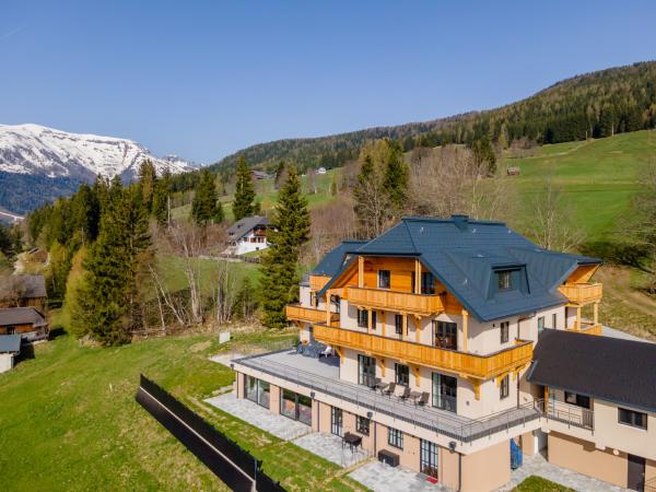 Extérieur maison de vacances [été]