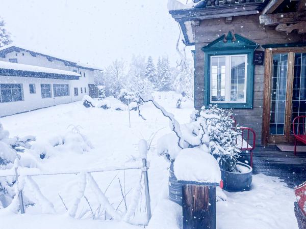 Außenseite Ferienhaus [Winter]