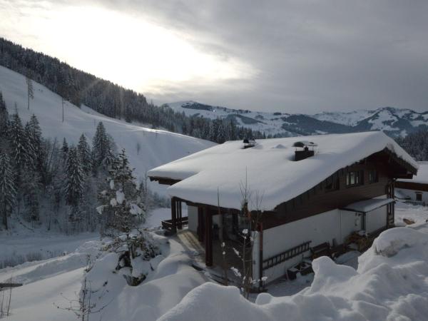 Außenseite Ferienhaus [Winter]