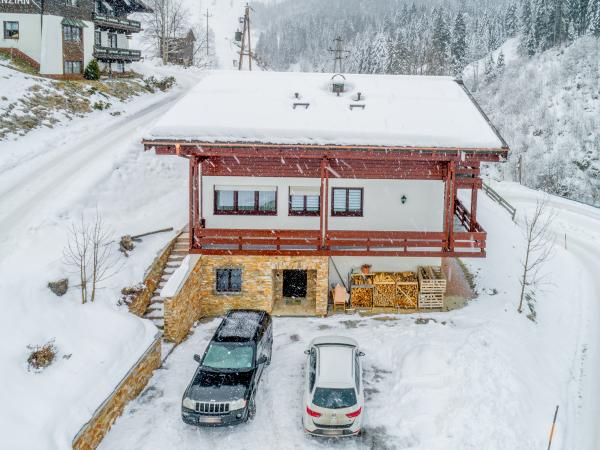 Außenseite Ferienhaus [Winter]