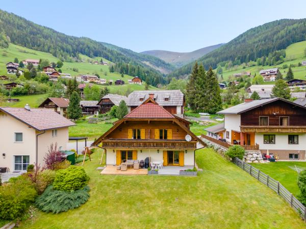 Extérieur maison de vacances [été]