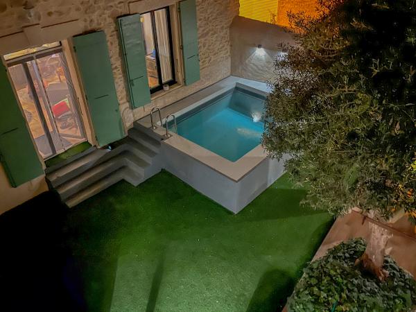 Holiday Home Swimming Pool