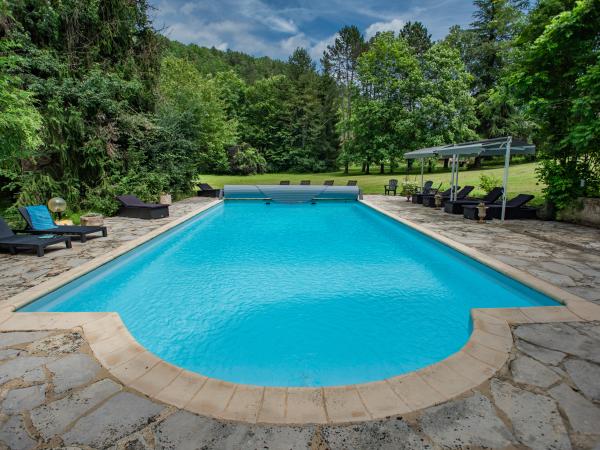 Piscine maison de vacances