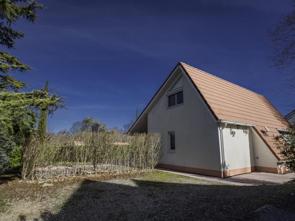 Extérieur maison de vacances [été]