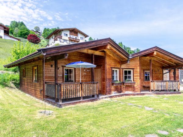 Außenseite Ferienhaus [Sommer]