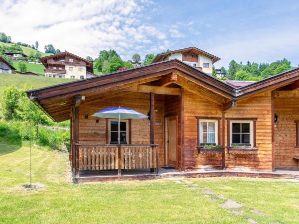 Außenseite Ferienhaus [Sommer]