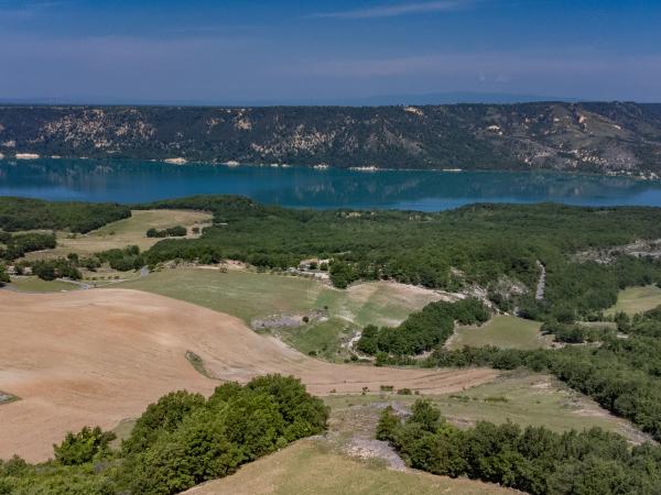 A proximité directe [été] (<1 km)