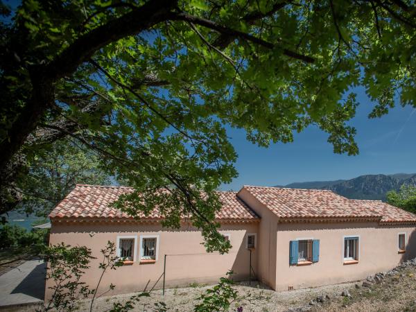 Extérieur maison de vacances [été]