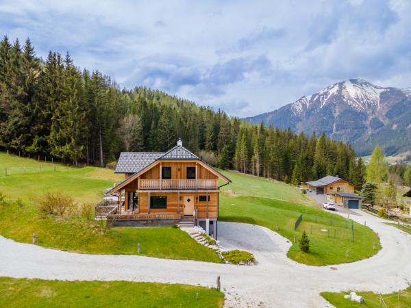 Außenseite Ferienhaus [Sommer]