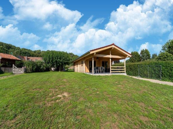 Außenseite Ferienhaus [Sommer]