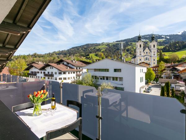 Vue de la maison de vacances [été]