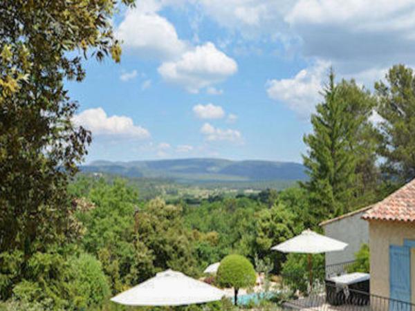 Vue de la maison de vacances [été]