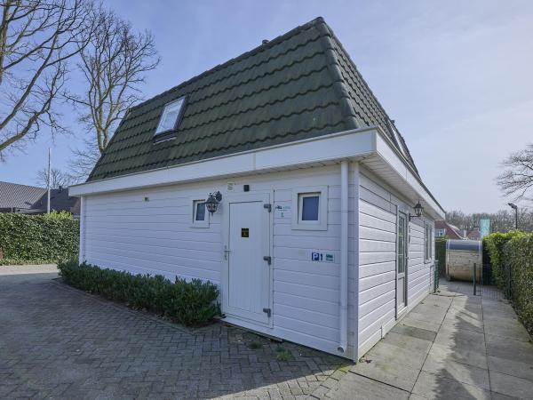Außenseite Ferienhaus [Sommer]