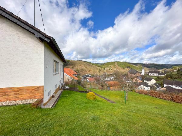 Vue de la maison de vacances [été]