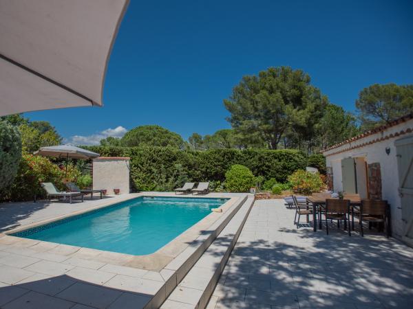 Piscine maison de vacances