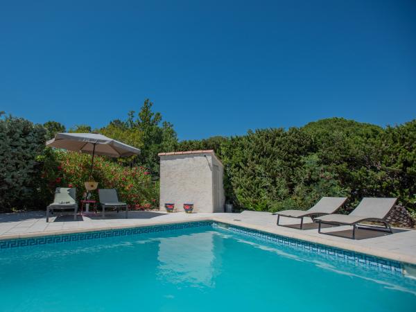 Piscine maison de vacances