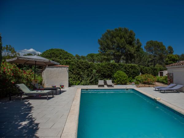 Piscine maison de vacances