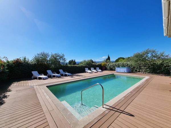 Piscine maison de vacances