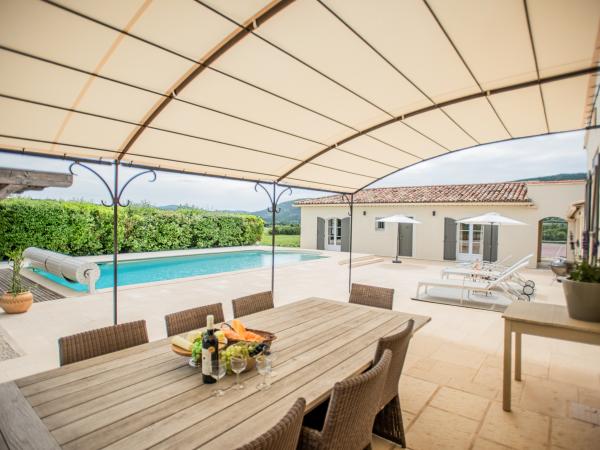 Piscine maison de vacances