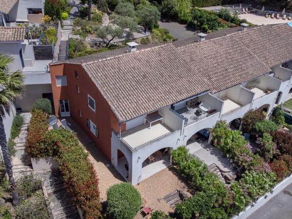 Extérieur maison de vacances [été]