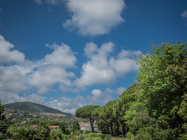 Vue de la maison de vacances [été]