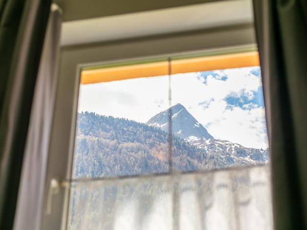Uitzicht van vakantiehuis [zomer]