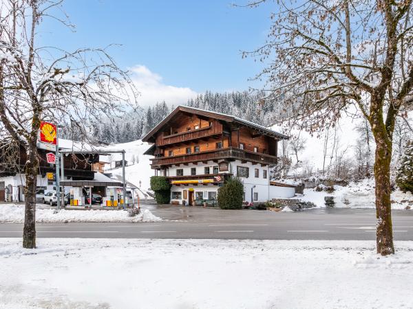 Außenseite Ferienhaus [Winter]