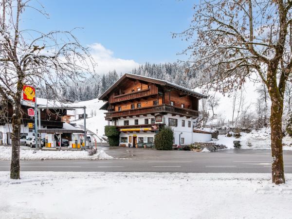 Außenseite Ferienhaus [Winter]