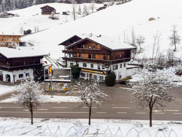 Außenseite Ferienhaus [Winter]