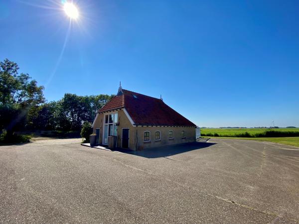 Außenseite Ferienhaus [Sommer]