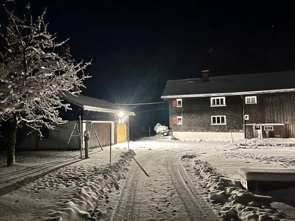 Außenseite Ferienhaus [Winter]