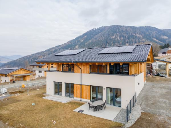 Außenseite Ferienhaus [Winter]