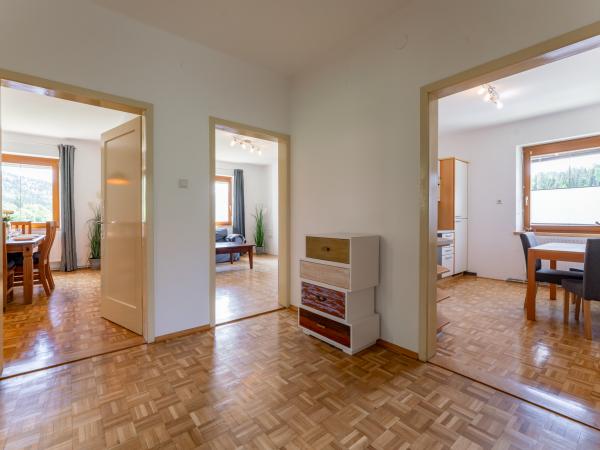 Entrance / Reception