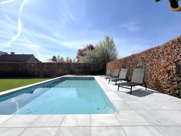 Piscine maison de vacances