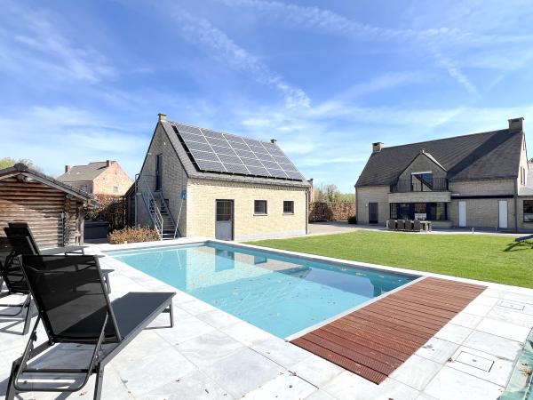 Extérieur maison de vacances [été]