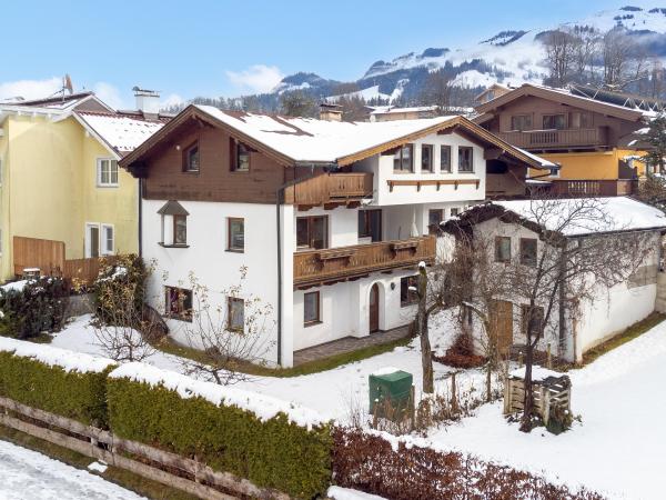 Extérieur maison de vacances [hiver]