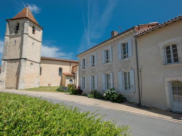 Außenseite Ferienhaus [Sommer]
