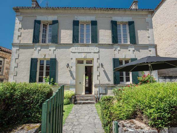 Extérieur maison de vacances [été]