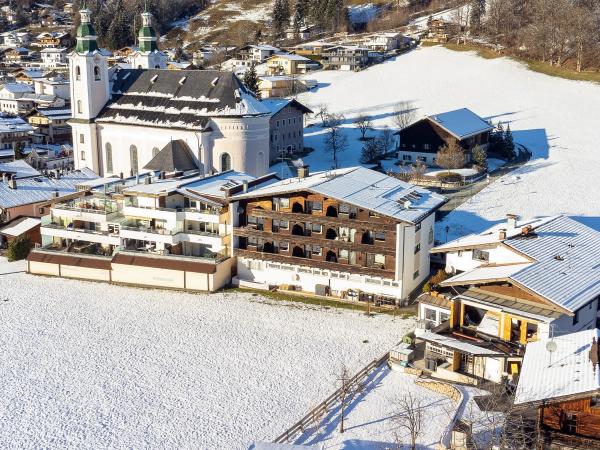 Außenseite Ferienhaus [Winter]