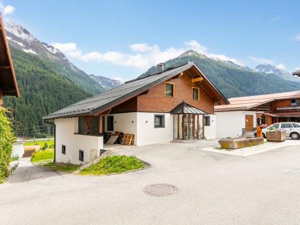 Extérieur maison de vacances [été]