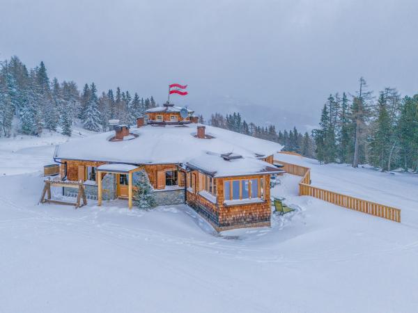 Außenseite Ferienhaus [Winter]