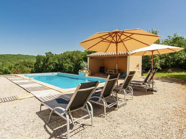 Piscine maison de vacances