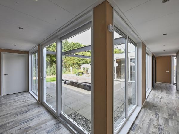 Entrance / Reception